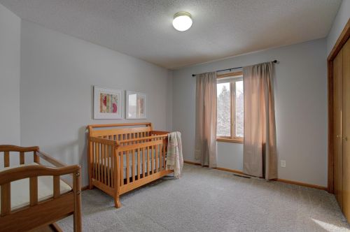 4585 Clf Rdg Ct, Saint Paul MN  55123-1852 exterior