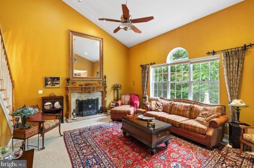 13 Colts Run Rd, Princeton NJ  08540-8593 exterior