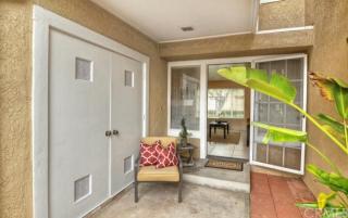 72 Greenfield, Irvine, CA 92614-7077