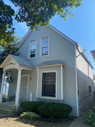 8913 Lowe Ave, Chicago, IL 60620-2228
