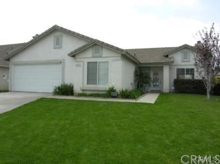 2647 Dawnview Dr, Rialto, CA 92377-2608
