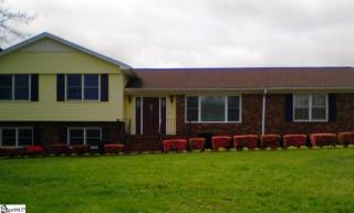 305 Woodland Dr, Easley, SC 29642-8367