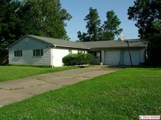 8568 32nd St, Tulsa, OK 74145-1540