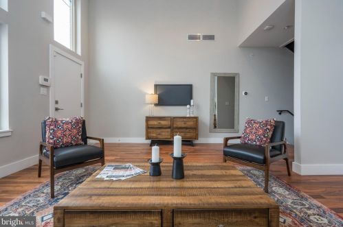 1318 20th St, Philadelphia PA  19146-3247 exterior