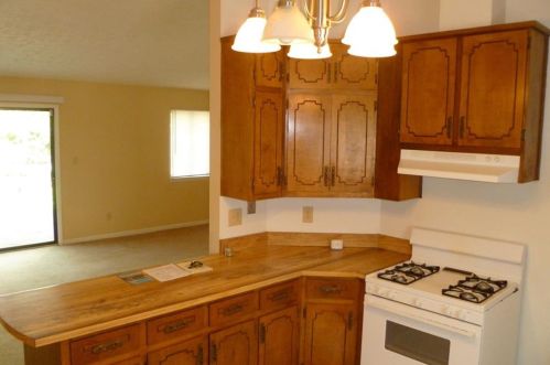 6627 Bent Crk Dr, Rex GA 30273-2102 exterior