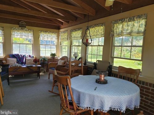 1845 Rockford Ln, Lancaster PA  17601-5028 exterior