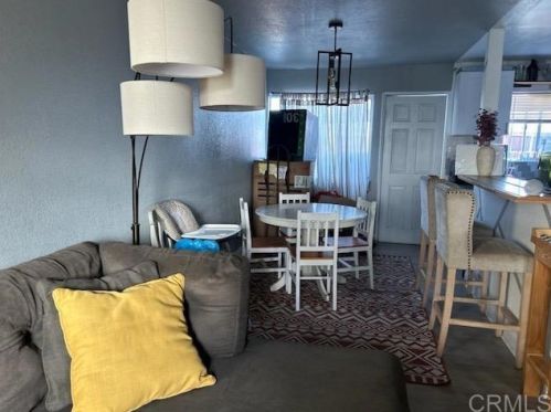 96 Palomar St, Chula Vista CA  91911-3537 exterior