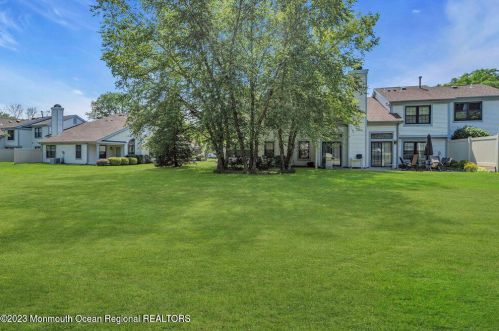 178 Old Orch Ln, Tinton Falls NJ 07712-2570 exterior