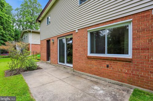 11510 Lockhart Pl, Silver Spring MD 20902-3166 exterior