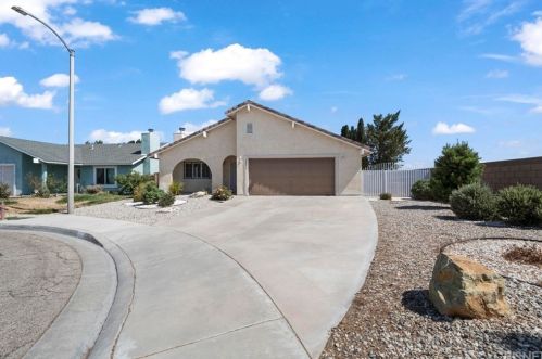 3531 Avenue, Lancaster, CA