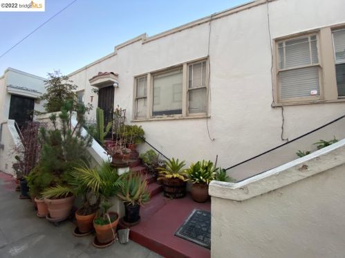 1370 Berkeley Way, Berkeley, CA 94702-1760