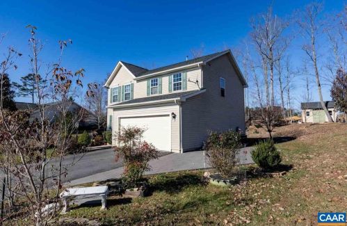 107 Justin Dr, Bybee, VA 22963-2081