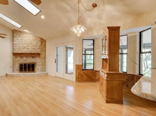 410 Granada Calle Ct, Granbury TX 76049-1476 exterior