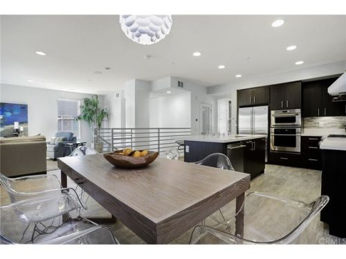302 Rockefeller, Irvine, CA 92612-8112