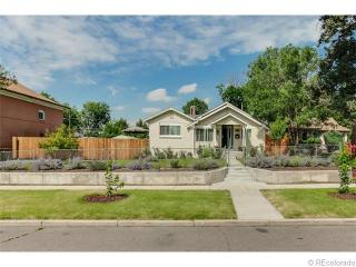 3265 Madison St, Denver CO  80205-3754 exterior