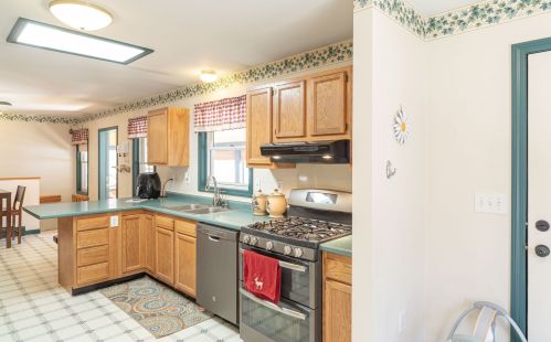 253 Sam Putnam Rd, Unity, NH 03603-4839