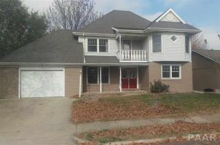 911 Eisenhower Dr, Pekin, IL 61554-1505