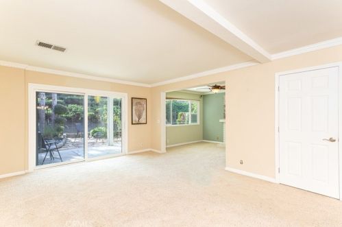 6032 Silverspur Trl, Anaheim CA  92807-4717 exterior