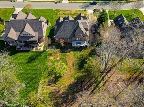 6710 Breeze Pointe Dr, Whitsett, NC 27377-9122