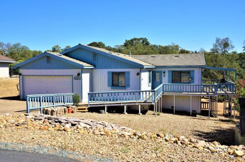 623 Stanford Ct, Valley Springs, CA 95252-9346