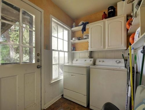 909 Duncan Ln, Austin, TX 78705-2674