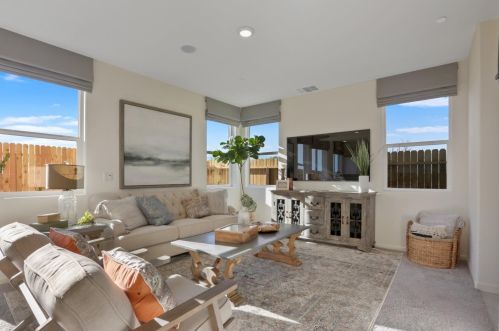 395 Bale Mill Rd, Merced, CA 95348-8559