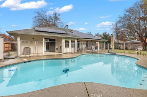 5 Via Flora Ct, Chico, CA 95973-0995