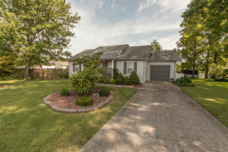 1108 Peachtree St, Murfreesboro, TN 37129-2014