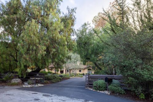 4 Phelps Way, Tassajara Hot Springs, CA 93924-9416