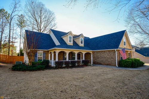 245 Creekside Cir, Hampton GA  30228-5582 exterior