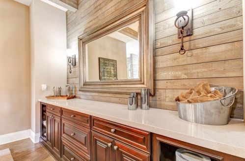 3636 Brookleigh Ln, Atlanta GA  30319-2219 exterior