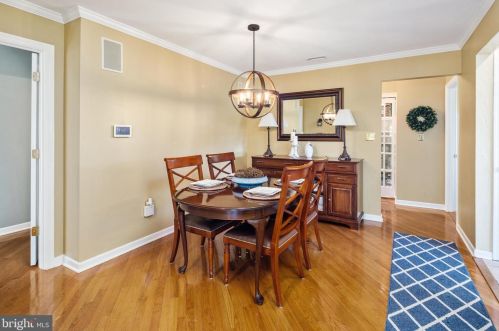 527 Brickhouse Rd, Princeton NJ  08540-7363 exterior