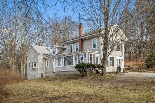 20 Lane Rd, Laconia, NH 03246-1525