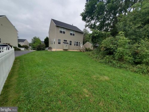10260 Peel Ring Pl, Bristow, VA 20136-2620