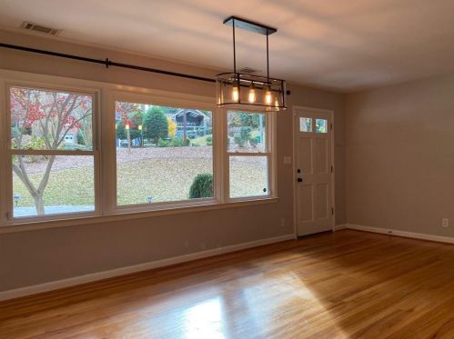 2069 Fairway Cir, Atlanta GA  30319-3824 exterior