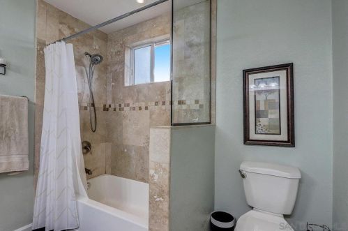 145 El Valle Opulento, Vista CA 92083-7708 exterior