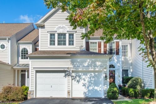 42 Independence Trl, Paterson, NJ 07512-2801