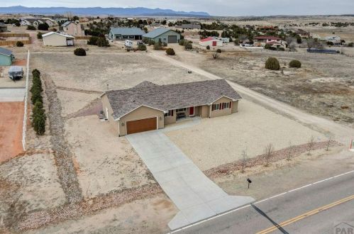 413 Tejon Ave, Pueblo CO  81007-3285 exterior