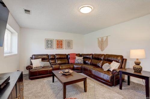 18034 Atlantic Dr, Aurora CO  80013-1321 exterior