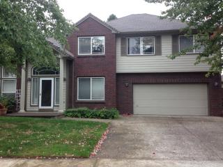 30722 Orchard Dr, Wilsonville, OR 97070-7525