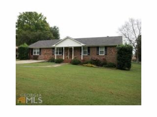 7 Heights Dr, Rome, GA 30161-8998