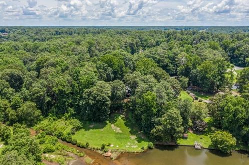5055 Shore Dr, Conyers GA  30094-4711 exterior
