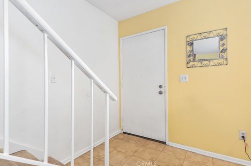 9553 Beach St, Bellflower, CA 90706-7510