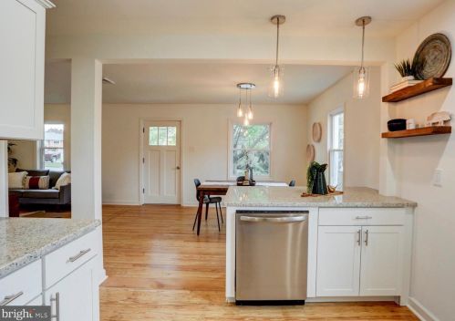 111 Eastman Ave, Lancaster PA  17603-4476 exterior