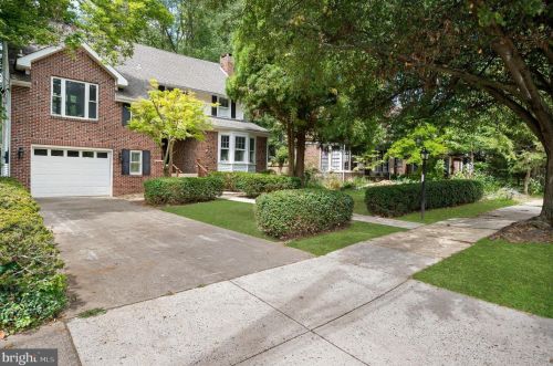 1 Cornwall Ave, Trenton, NJ 08618-3317