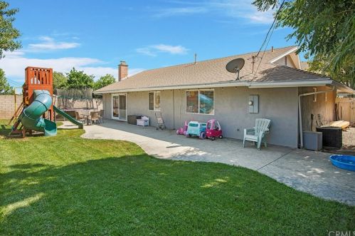 5543 Wentworth Dr, Riverside CA  92505-3151 exterior