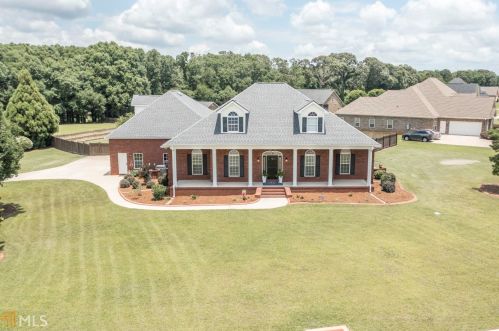 204 Jester Ln, Kathleen, GA 31047-2365