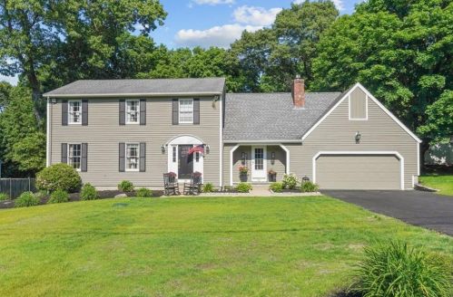 99 Stiness Dr, Warwick, RI 02886-9111