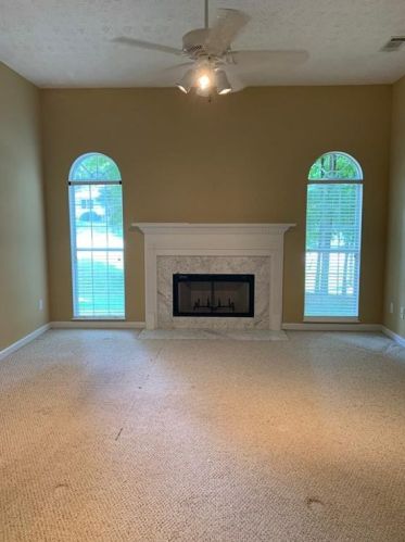 9640 Manor Ln, Gainesville, GA 30506-6245