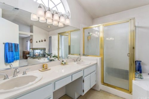 5018 Trojan Ct, Riverside CA  92507-6056 exterior